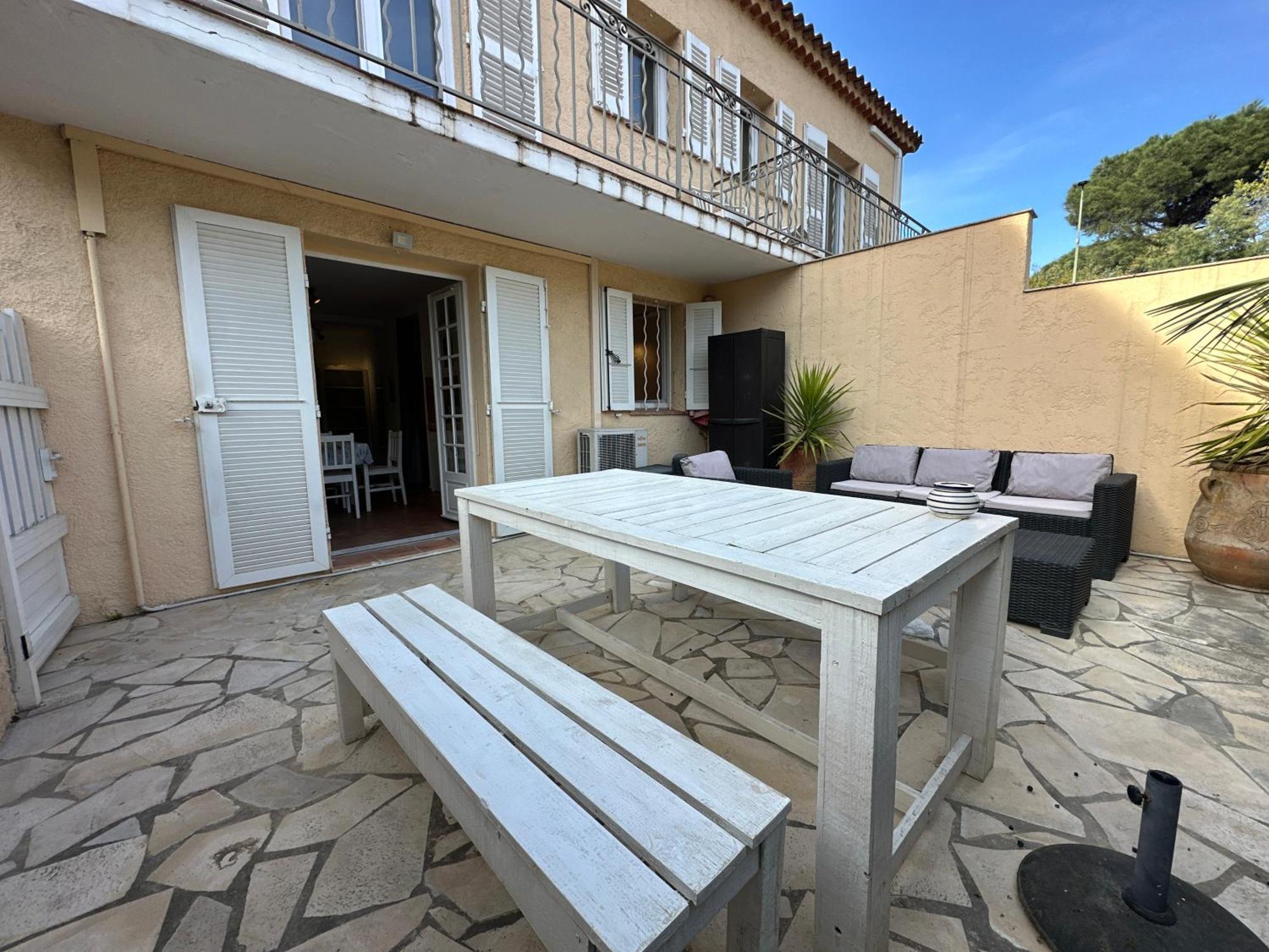 Superbe Emplacement , Terrasse Et Parking! แซ็ง-ทรอเป ภายนอก รูปภาพ